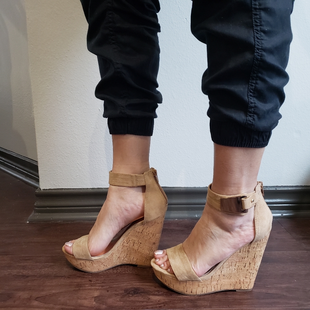 CARLOS by CARLOS SANTANA WEDGES